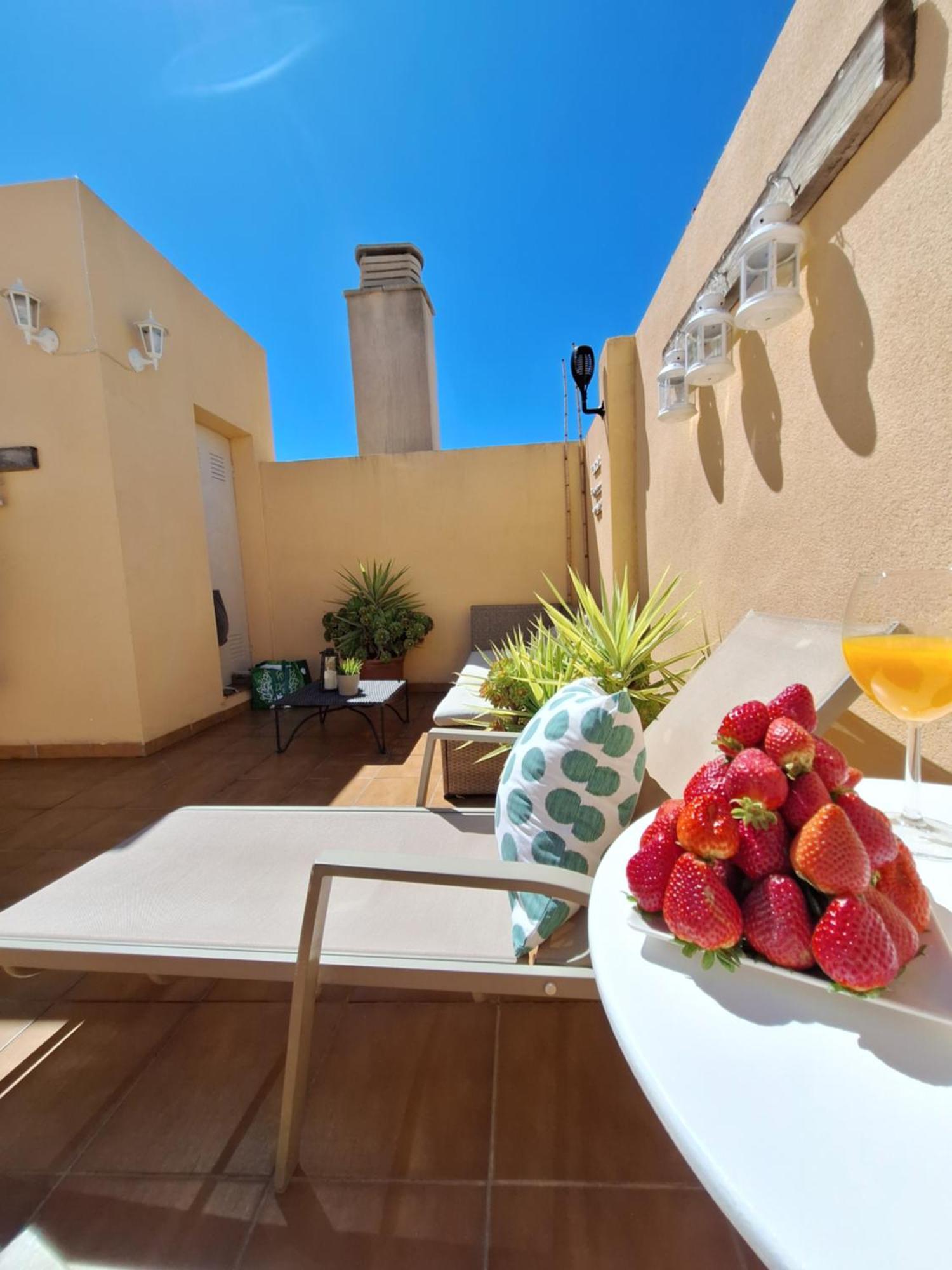 Atico Fresco Y Luminoso Con Aparcamiento Privado * Nerja